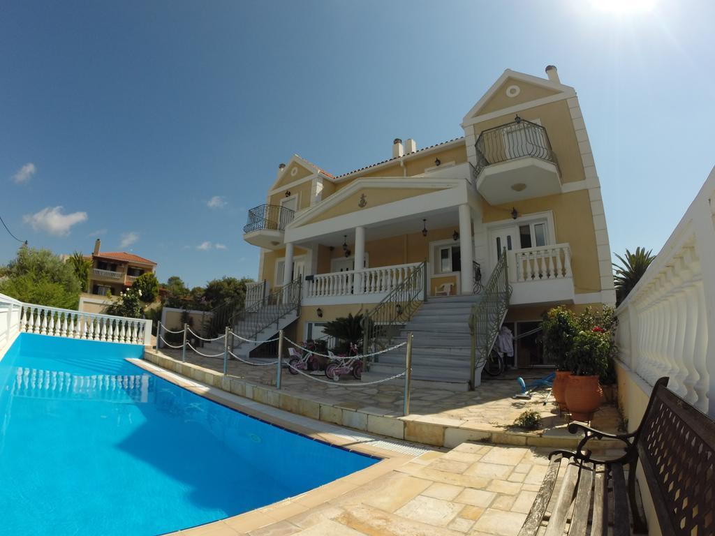 Irini'S Villa Argostoli  Bilik gambar